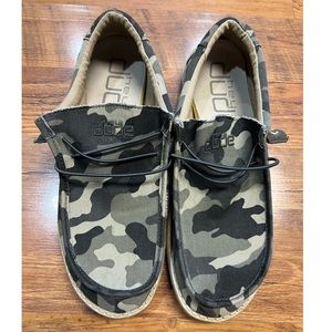 Hey Dude Camo shoes